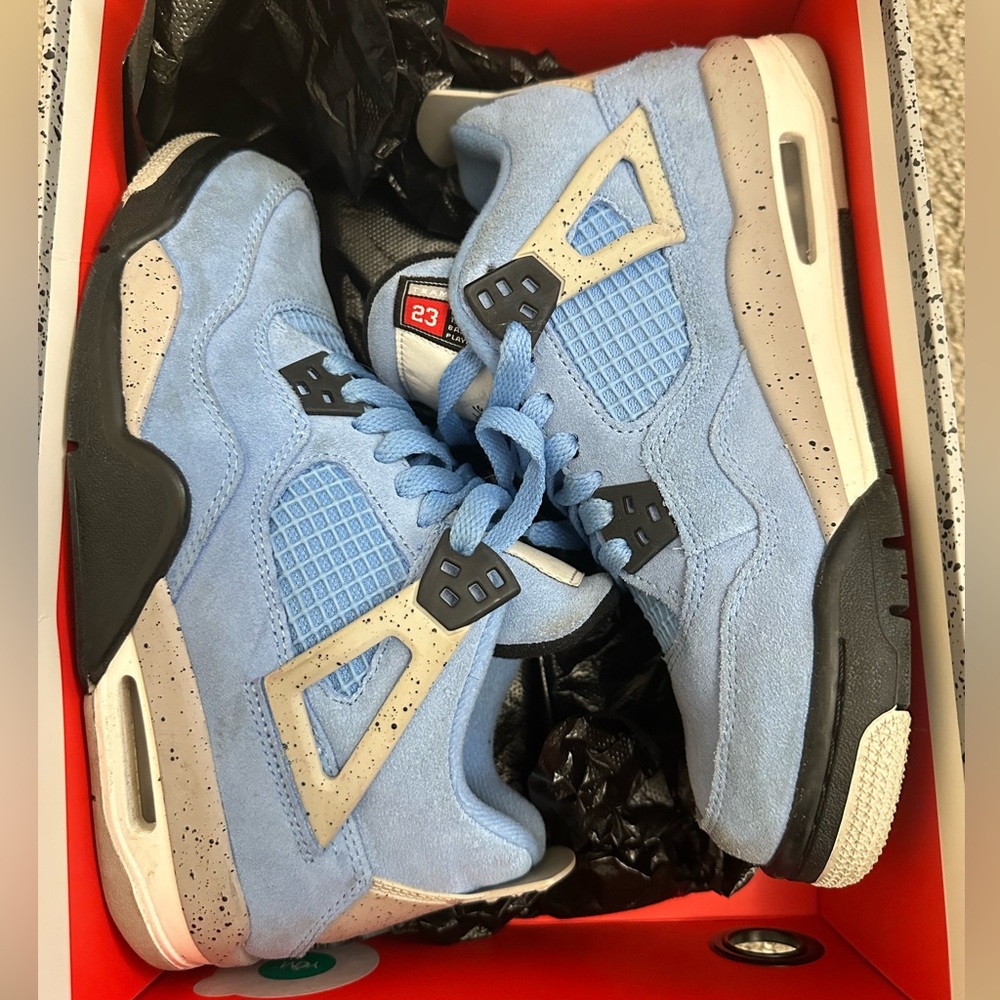 Air Jordan 4s Retro Uni Blue/Black